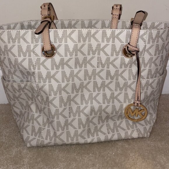 Michael Kors Tote Shoulder Purse - Picture 1 of 1